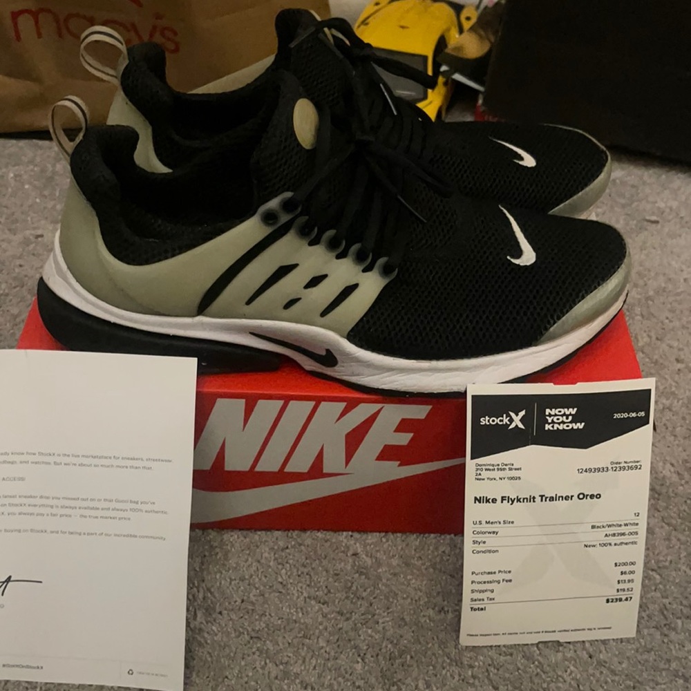 Nike fly knit trainer Oreo